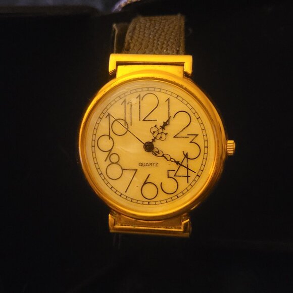 Suizo Quartz Watch - Picture 1 of 5
